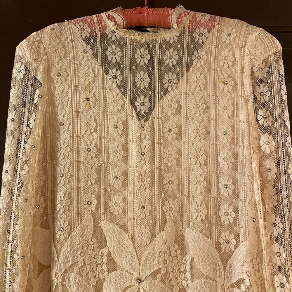 Cream Lace Mock Neck Bishop Sleeve Gown